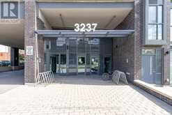 612 - 3237 BAYVIEW AVENUE Toronto