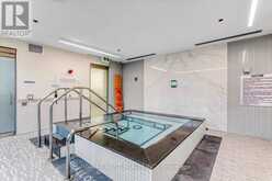 431 - 99 EAGLE ROCK WAY Vaughan