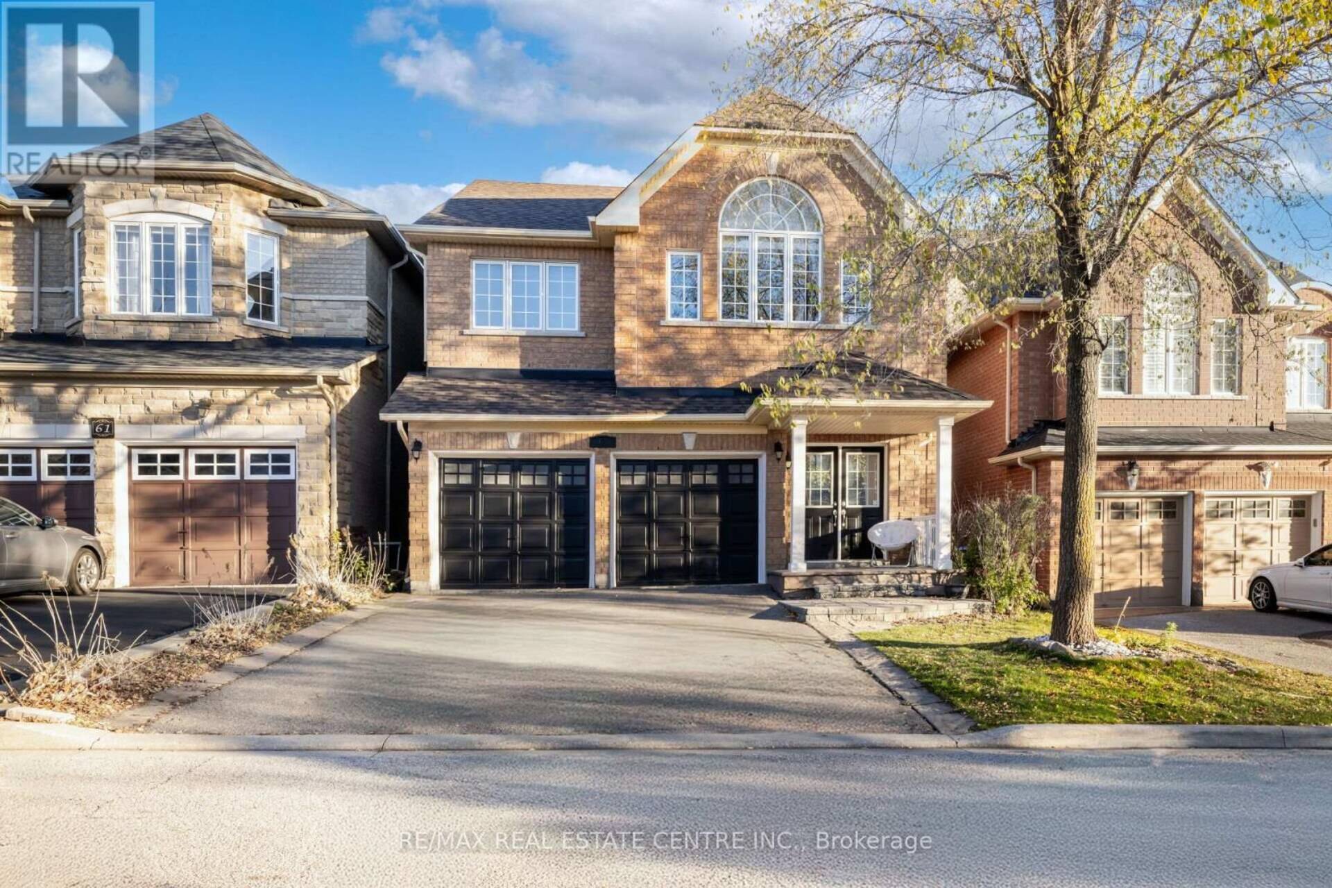 63 OBLATE CRESCENT Brampton