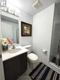 ROOM 2 - 9 SPRUCE PINES CRESCENT Toronto