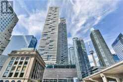 4701 - 88 HARBOUR STREET Toronto