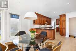 521 THE KINGSWAY Toronto