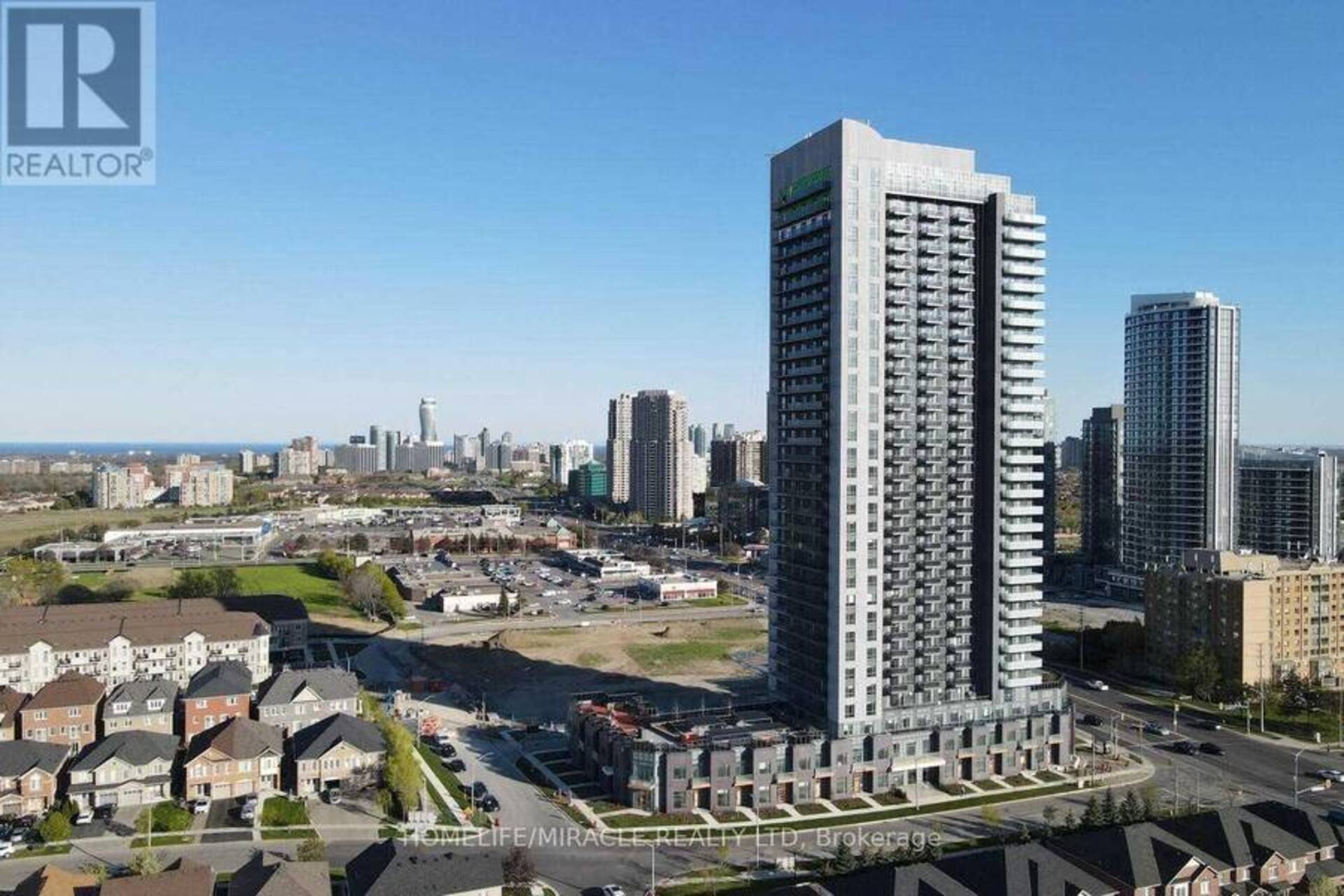 2322 - 8 NAHANI WAY Mississauga