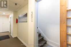 2963 DUNDAS STREET W Toronto