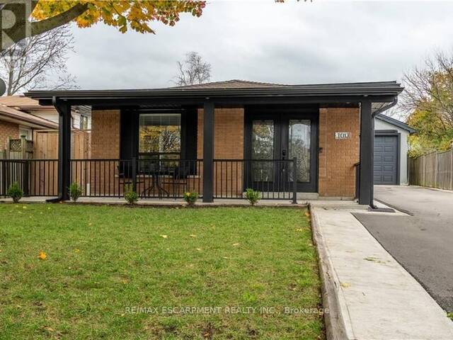 100 BOSTON CRESCENT Hamilton Ontario