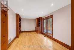 18340 BATHURST STREET King