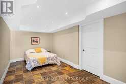 18340 BATHURST STREET King