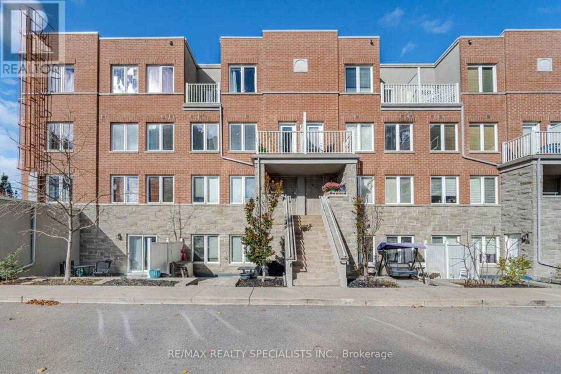 212 - 5 RICHGROVE DRIVE Toronto