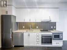 121 - 7 KENASTON GARDENS Toronto