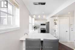 203 - 195 POPLAR PLAINS ROAD Toronto