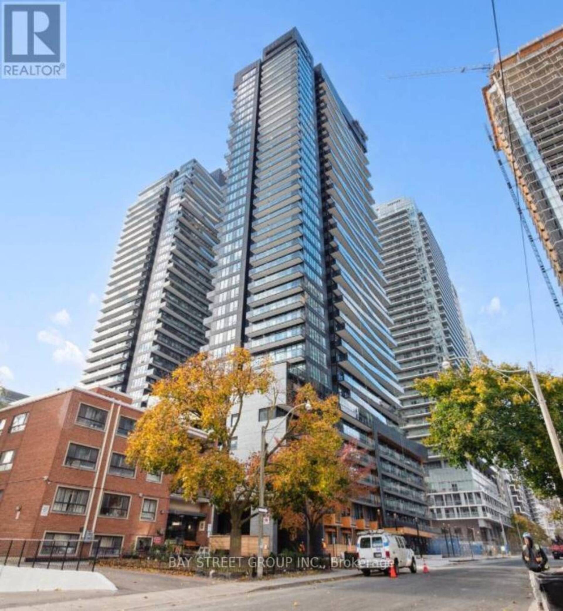 605 - 127 BROADWAY AVENUE Toronto