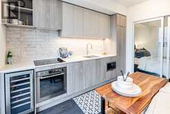 1707 - 2020 BATHRUST STREET Toronto