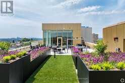 215 - 9 CROHAM ROAD Toronto