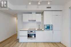 831 - 230 SIMCOE STREET Toronto