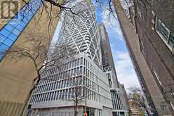 831 - 230 SIMCOE STREET Toronto