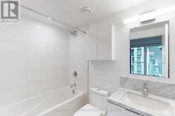 831 - 230 SIMCOE STREET Toronto