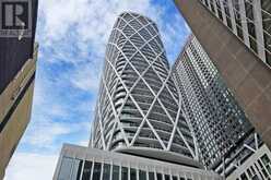 831 - 230 SIMCOE STREET Toronto