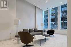 831 - 230 SIMCOE STREET Toronto