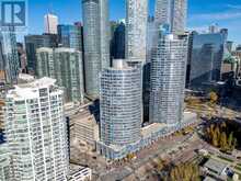 2710 - 218 QUEEN'S QUAY W Toronto