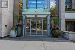 210 - 170 AVENUE ROAD Toronto