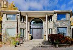 716 WOODLAND ACRES CRESCENT Vaughan