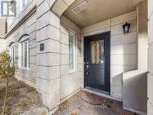 D9 - 108 FINCH AVENUE W Toronto