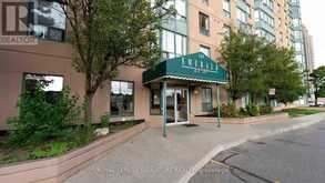 215 - 135 HILLCREST AVENUE Mississauga