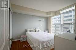 1404 - 736 SPADINA AVENUE Toronto