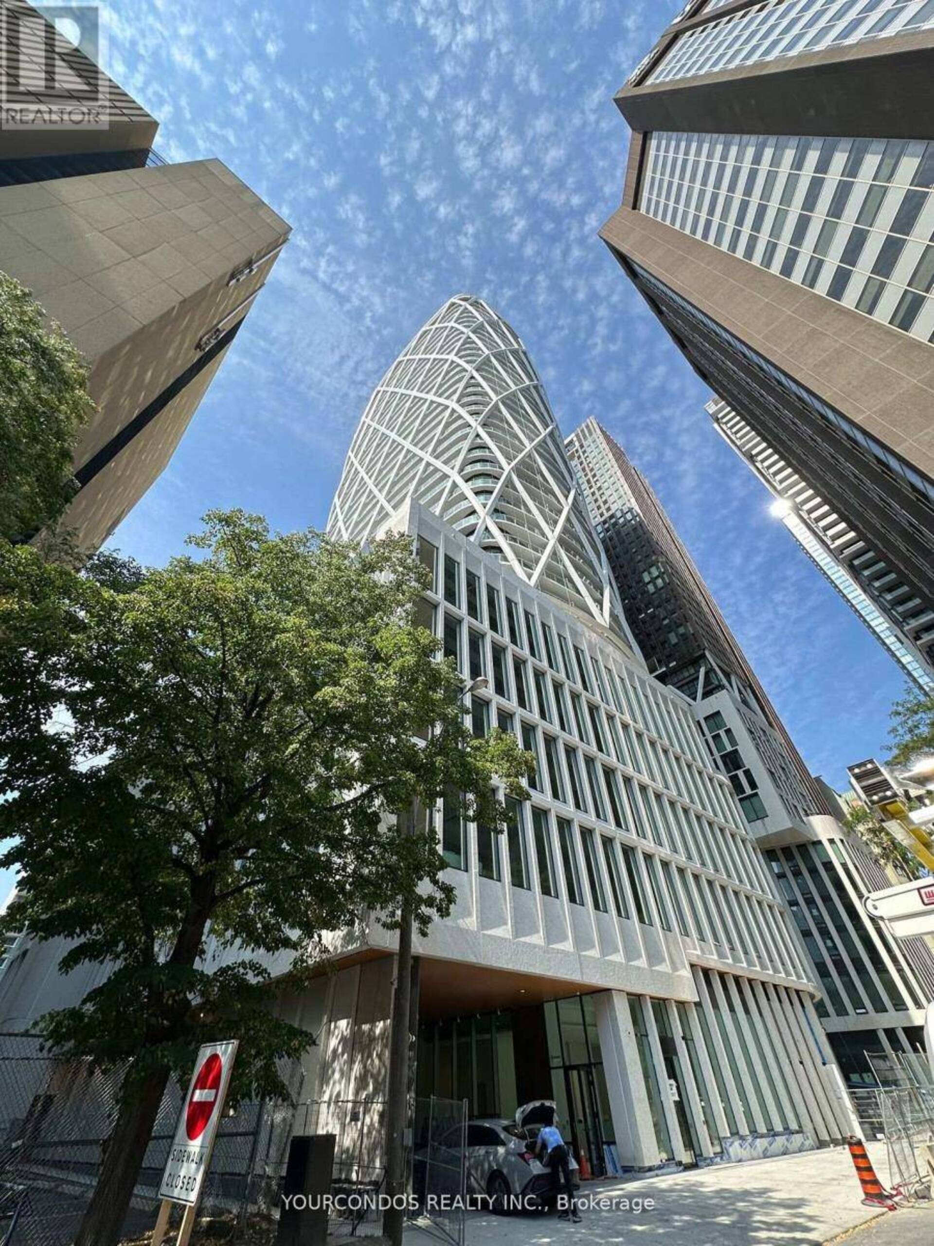 2114 - 230 SIMCOE STREET Toronto