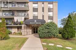 409 - 3 SWIFT DRIVE Toronto