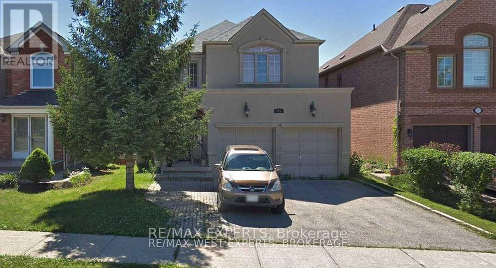 221 MATTHEW DRIVE Vaughan