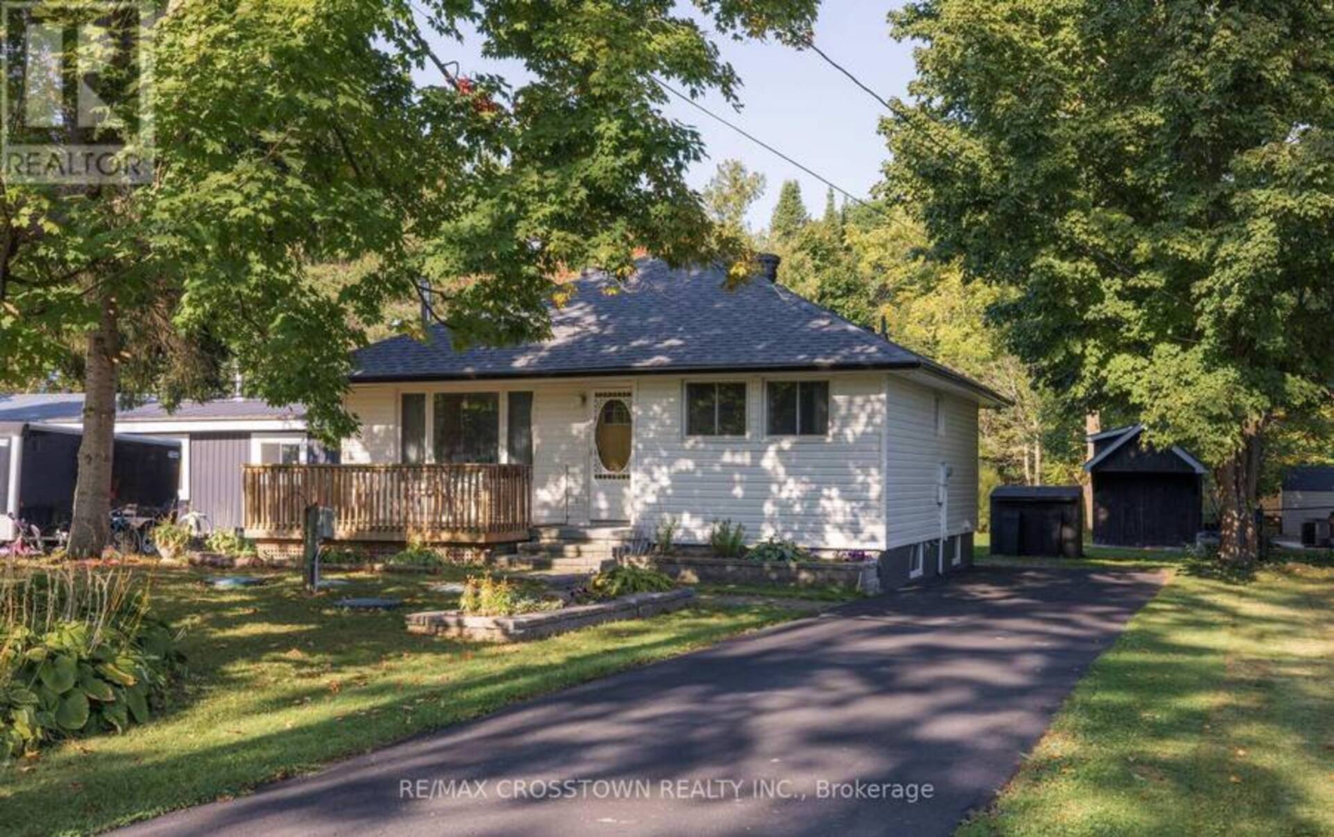 47 LAKESHORE ROAD W Oro-Medonte