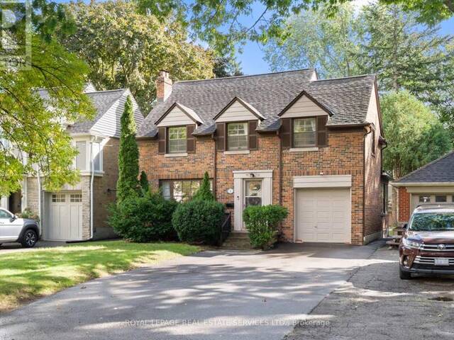 11 ASHTON MANOR Toronto Ontario