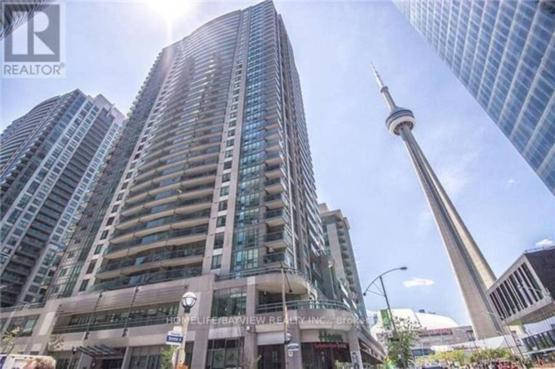 2707 - 19 GRAND TRUNK CRESCENT Toronto