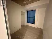 811 - 195 MCCAUL STREET Toronto