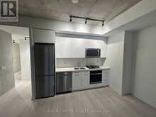 811 - 195 MCCAUL STREET Toronto