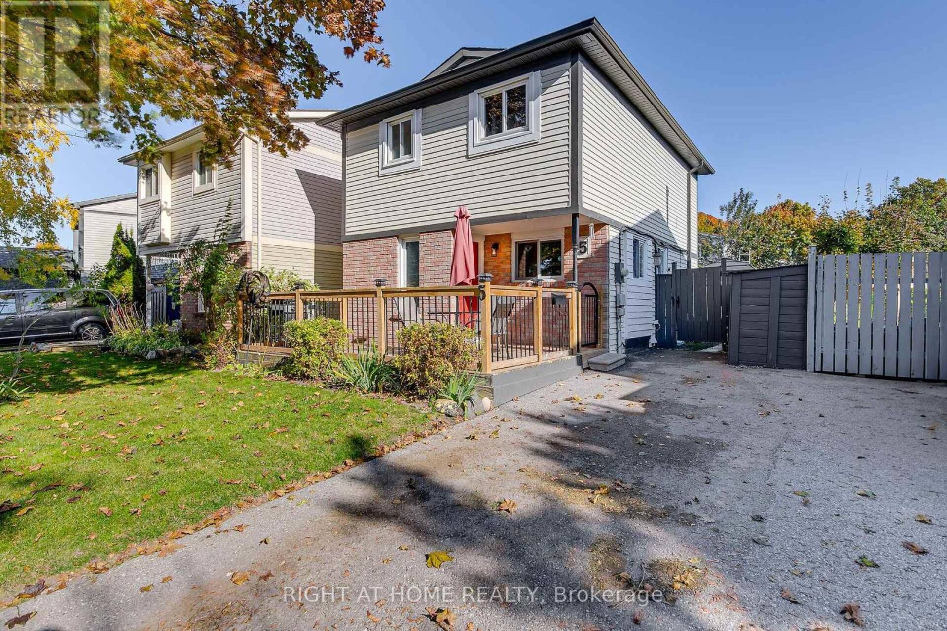 5 DICKENS DRIVE Barrie