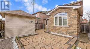 25 OAKMEADOW DRIVE Brampton