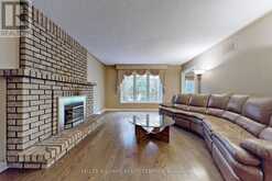 31 ROYAL COURT Bradford/West Gwillimbury