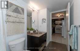 623 - 120 DALLIMORE CIRCLE Toronto