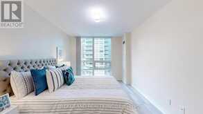 1006 - 19 GRAND TRUNK CRESCENT Toronto