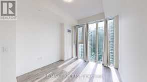 2015 - 9000 JANE STREET S Vaughan