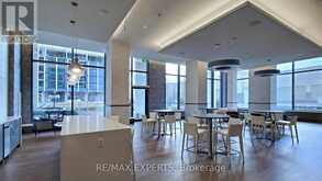 2015 - 9000 JANE STREET S Vaughan