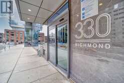 1711 - 330 RICHMOND STREET W Toronto