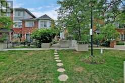 86 - 18 CLARK AVENUE W Vaughan