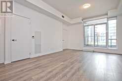 202 - 32 FOREST MANOR ROAD Toronto