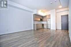 202 - 32 FOREST MANOR ROAD Toronto