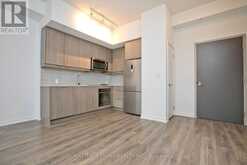 202 - 32 FOREST MANOR ROAD Toronto