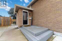 86 LEASIDE DRIVE Welland