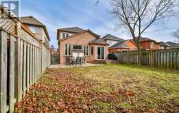 1776 AUTUMN CRESCENT Pickering